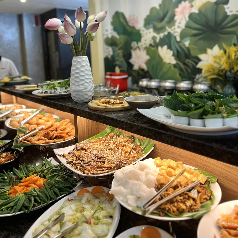 Top famous Cau Giay vegetarian restaurants in Hanoi that you should enjoy 8