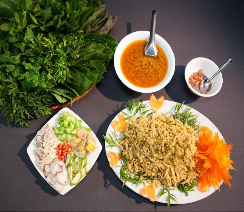 Top places to enjoy Hanoi fish salad with diverse cooking styles 4
