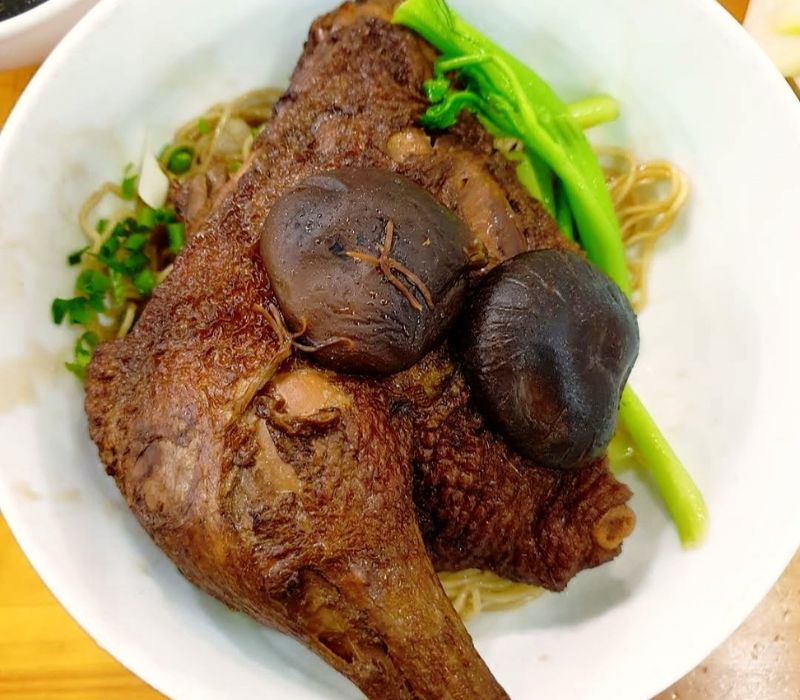 14 Delicious Chinese noodle shops in Saigon that attract all food lovers 3