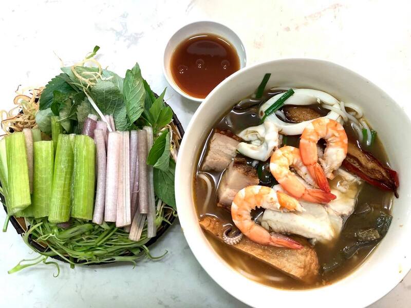 Top 11 delicious and attractive Go Vap restaurants for hungry stomachs 6