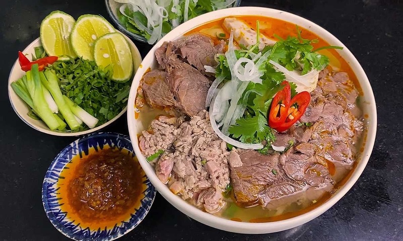 Top 11 delicious and attractive Go Vap restaurants for hungry stomachs 7