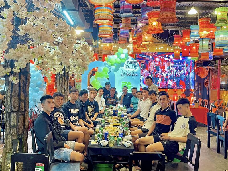 Top 13 pubs in Hue to enjoy irresistible delicious food 6