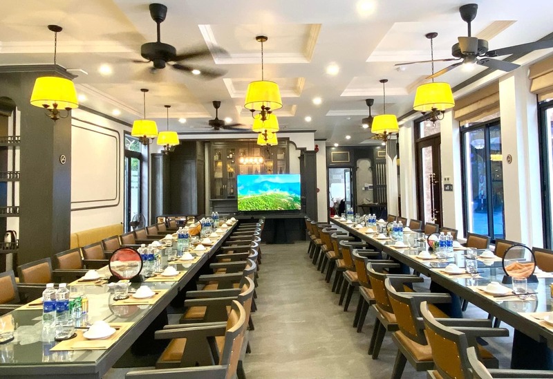 Top 13 pubs in Hue to enjoy irresistible delicious food 9