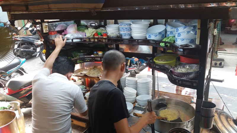 Thieu Ky Mi Gia, a place that preserves culinary flavors for many generations in Saigon 9