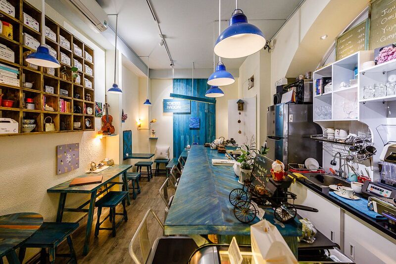 Visit Tokyo Moon to find peaceful street corners in the heart of Japan Street 8