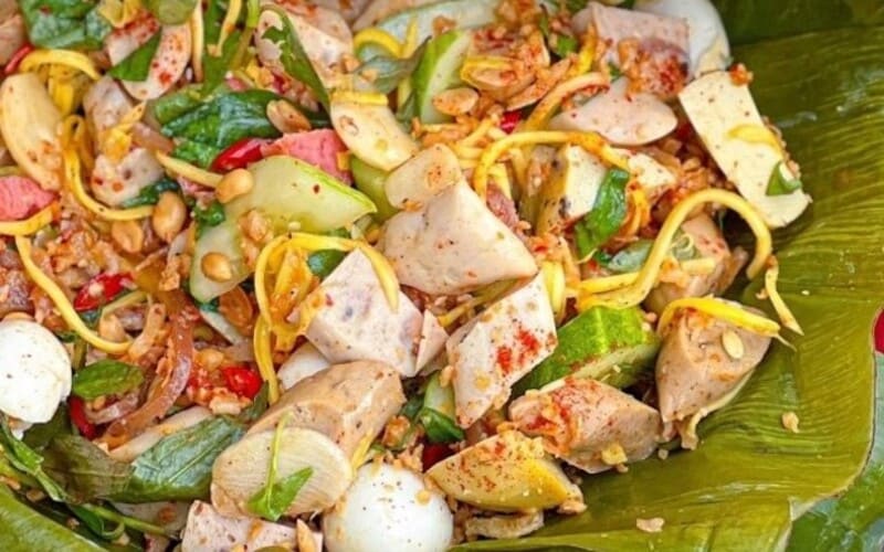 Find 7 delicious Hanoi mixed tea restaurants famous in the capital 5