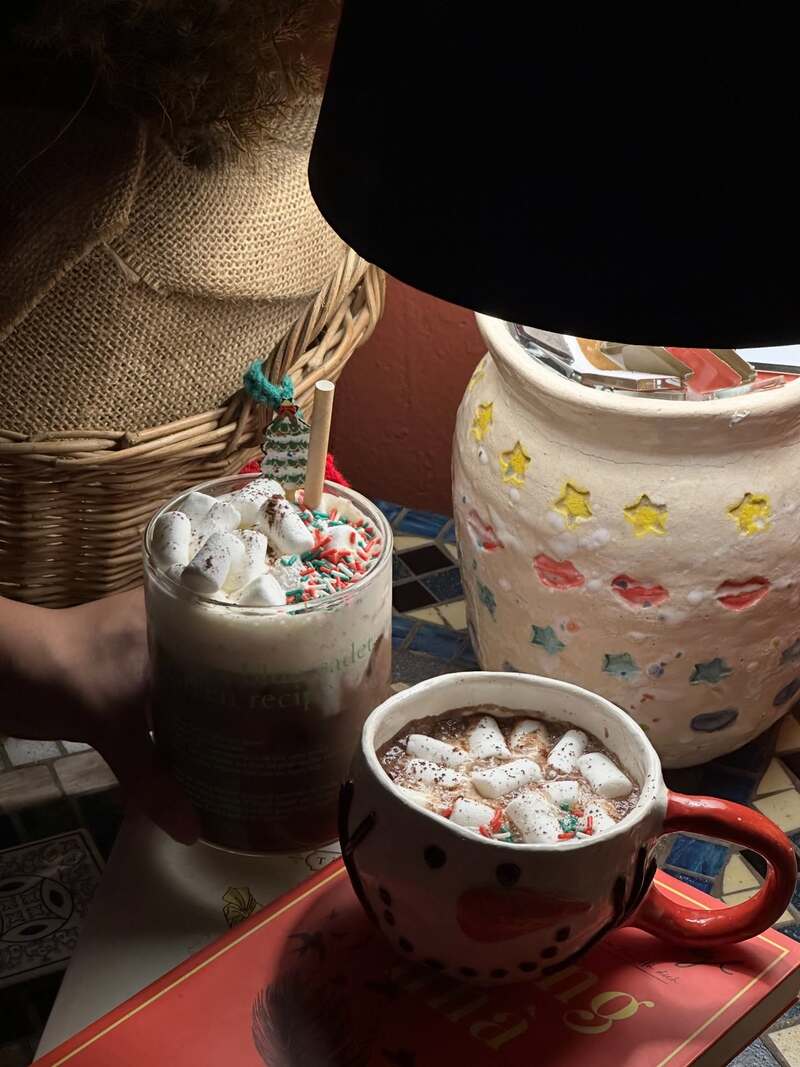 Xocoati: Cocoa shop hidden in a warm alley on winter days 4