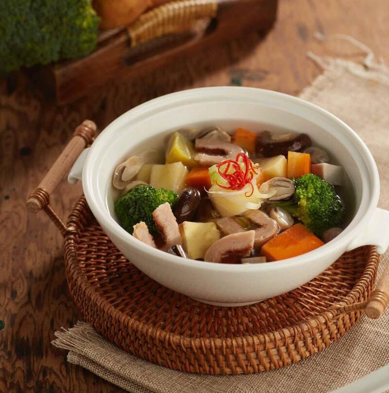 An NHIEN GARDEN VEGETARIAN: Thanh Binh Cuisine Garden in Hue 7
