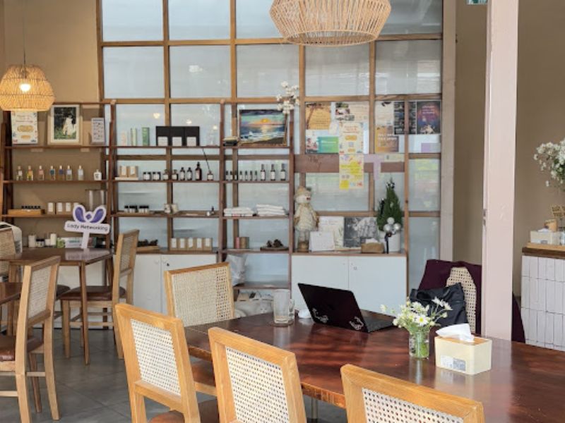 Top 10 workshop cafe in Hanoi is worth the most experience 7