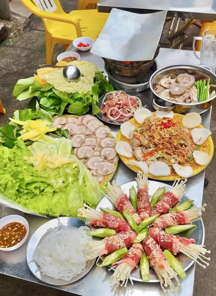 Attend 8 famous Saigon grilled shops you should try 9