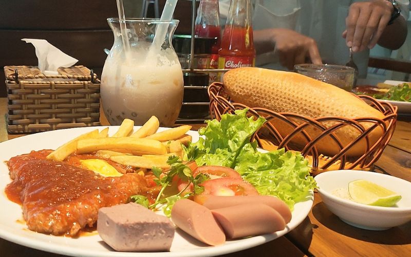 Du Mien Garden Cafe: Sai Thanh Green Cafe 8