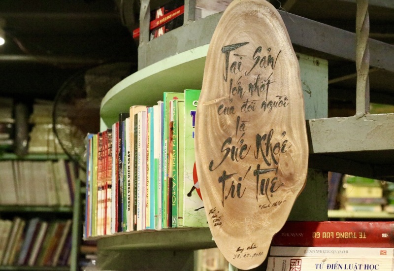 Explore the Rabbit bookstore: The oldest bookstore in Hanoi 6
