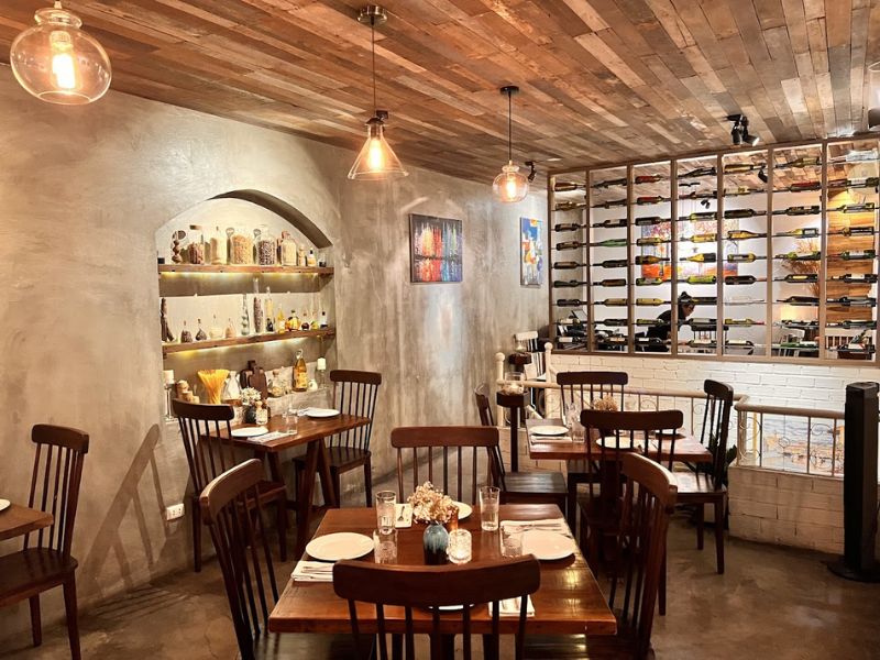 11 most romantic restaurants in Saigon, the ideal meeting point for Valentine 5