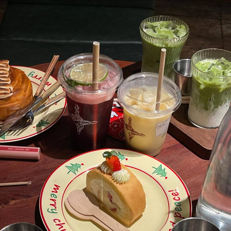 P Coffee: Luxurious cafe space in the heart of Da Nang 9