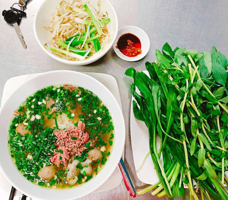 Top 10 best chicken noodle shops in Saigon 10