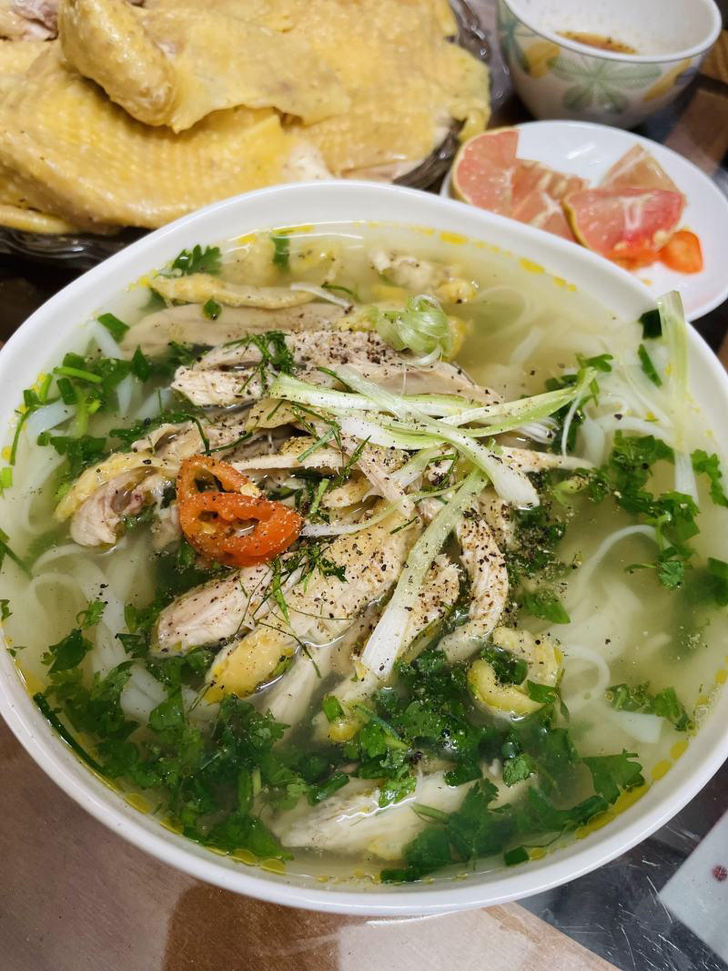 Top 8 delicious chicken noodle shops in Hanoi make many people fascinated 6