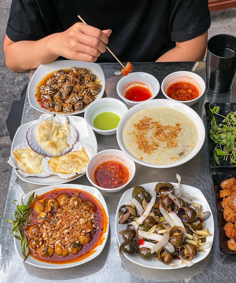 Top 11 night snail shops in Hanoi spread the warm flavor 4