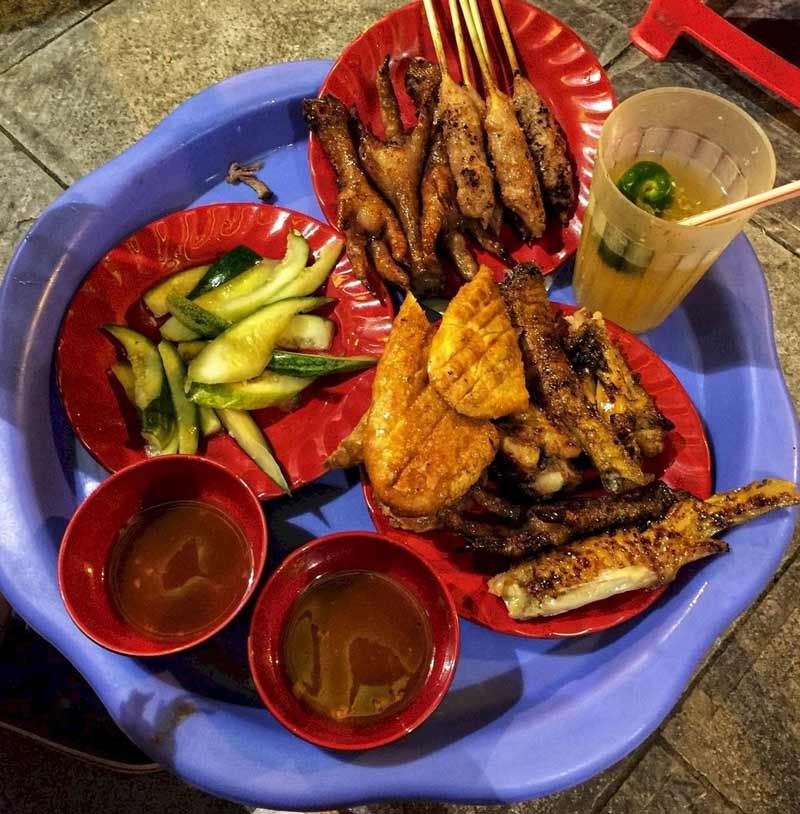 10+ delicious grilled chicken legs in Hanoi