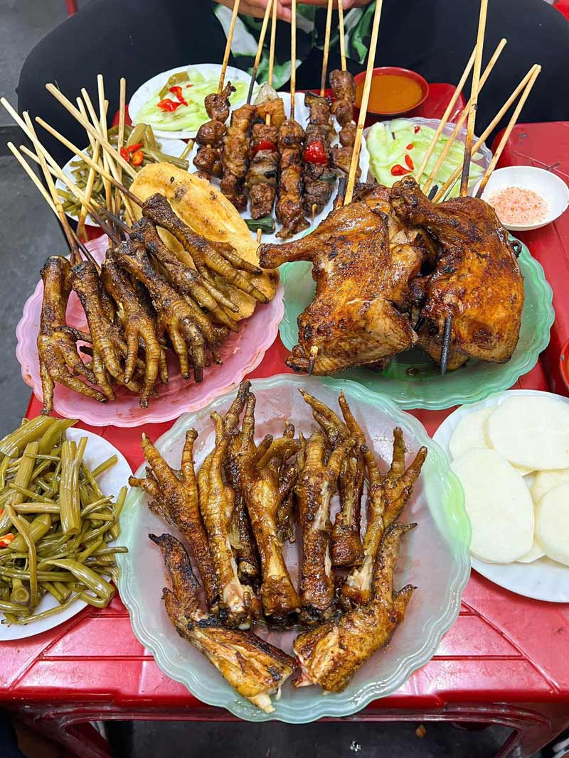 10+ delicious grilled chicken legs in Hanoi