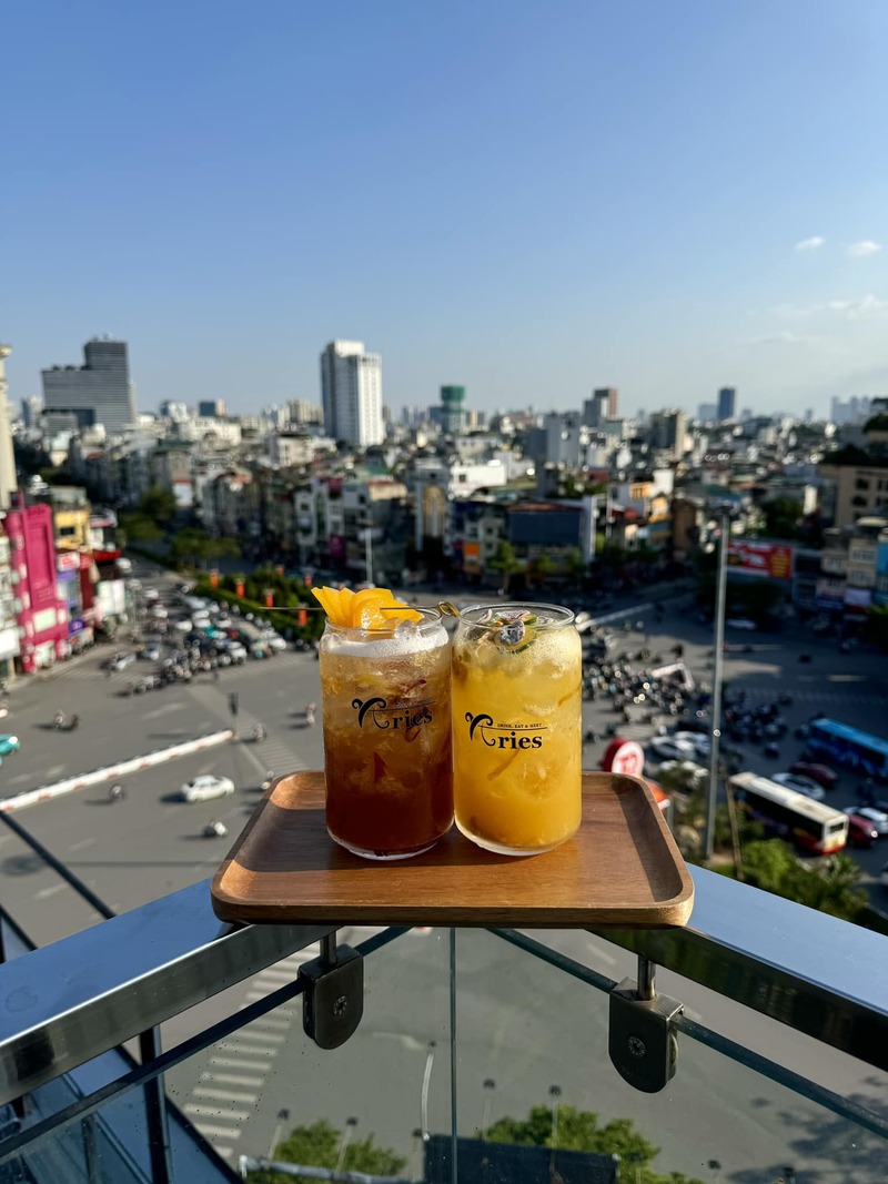 Review Aries Rooftop Coffee: The meeting point between the clouds and the sunset 6