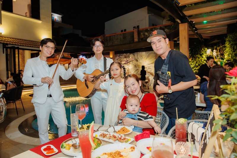 Top 6 Beefsteak Restaurant District 3 gives you attractive 3 parties