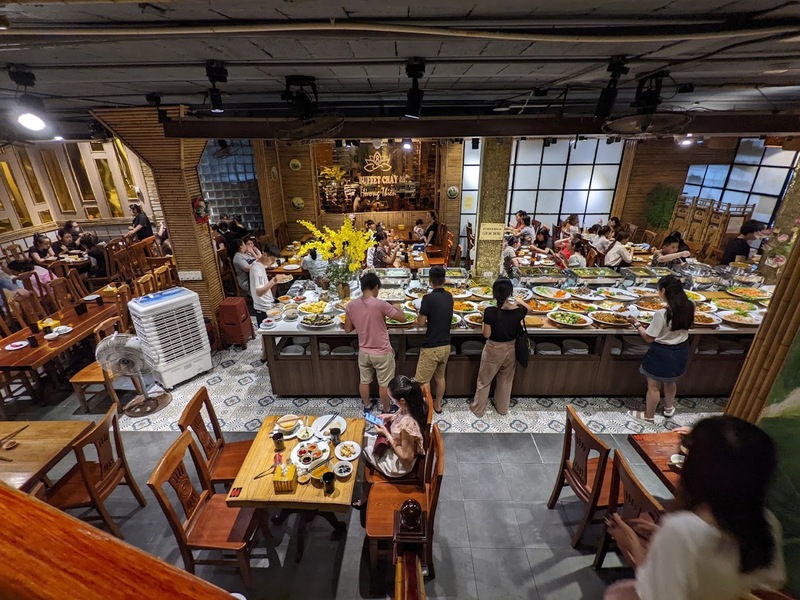 The vegetarian buffet of the Hanoi Zen Zen has a round of frugal round 9
