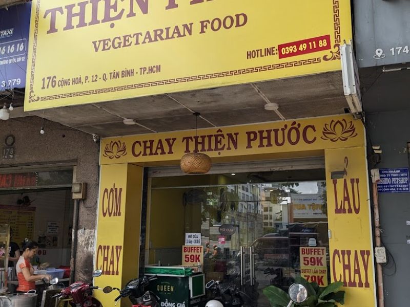 Discover 9 Tan Binh vegetarian buffet shops to bring peace to the soul 8