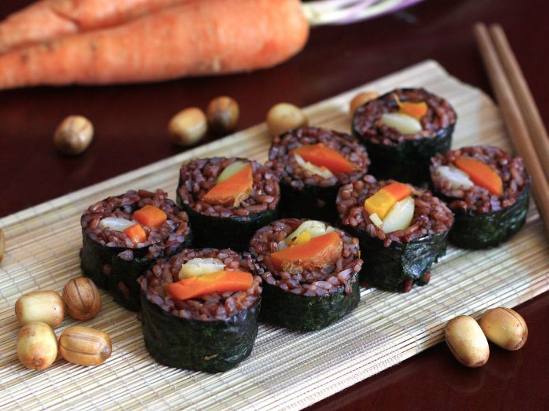 Explore 9 Tan Binh vegetarian buffet shops to bring peace to the soul 7