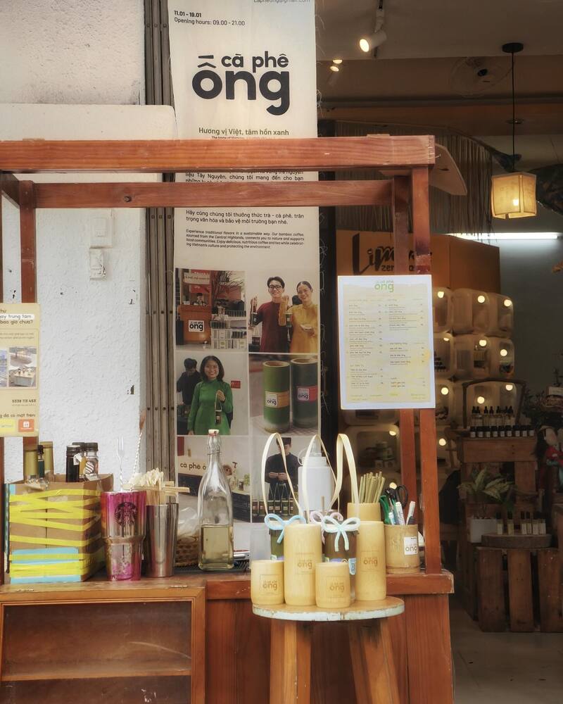 Experience bamboo tube coffee contains national pride 4