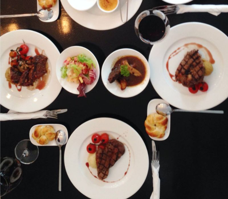 12 Beefsteak shops in District 1 are attractive not to be missed 7