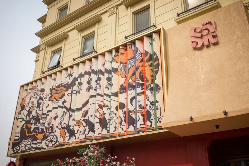 Discover culture at cassava.cafe and Dong Ho 3 space