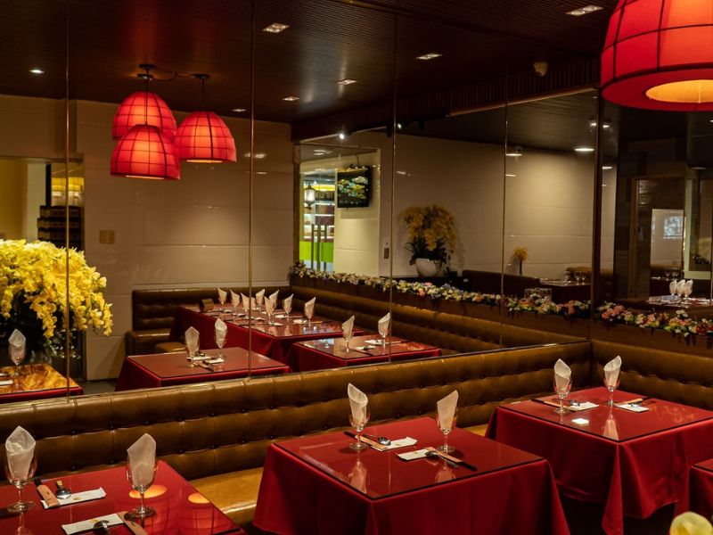 Review Tinh Tam Trai restaurant from menu to space 9