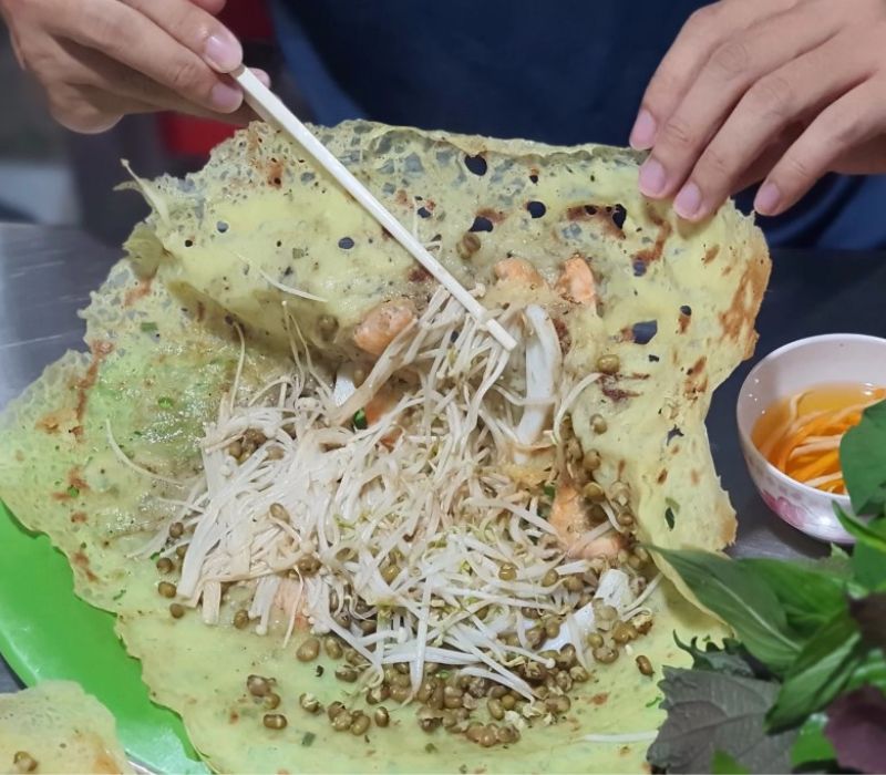 Top 9 pancakes in District 3 is crispy and delicious, hard to resist 2