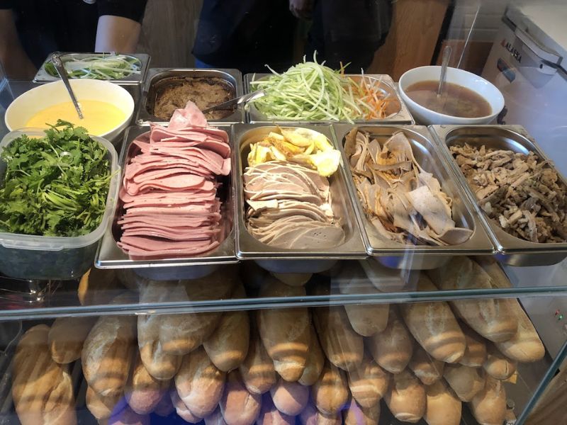 9 best breakfast shops in District 7 for new energy day 7