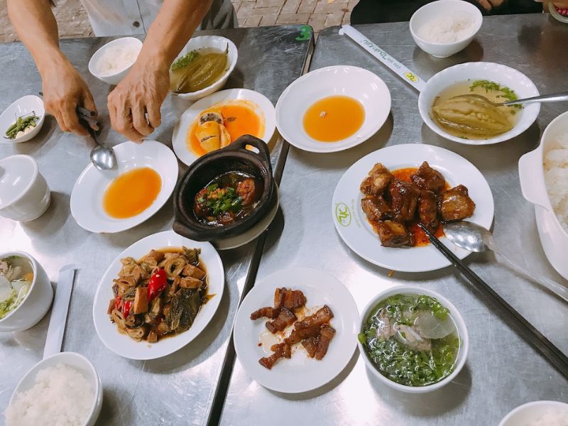 9 best breakfast shops in District 7 for new energy day 6