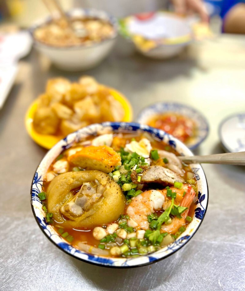 Ton That Dam crab soup, delicious restaurant in District 1, is famous near and far 5