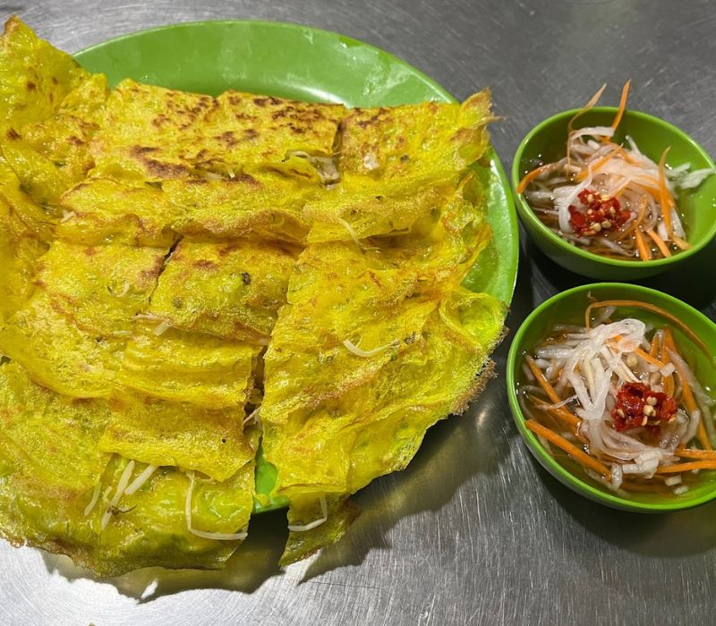 9 addresses of super delicious Tan Binh pancakes have a reasonable price 3