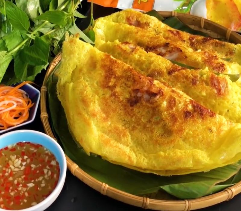 9 addresses of super delicious Tan Binh pancakes have a reasonable price 7