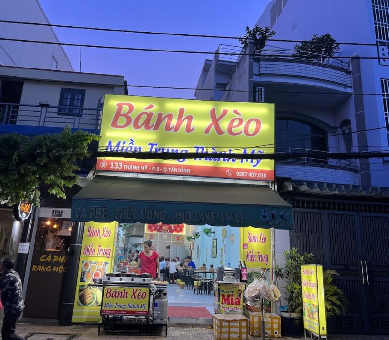 9 addresses of super delicious Tan Binh pancakes have a reasonable price 9