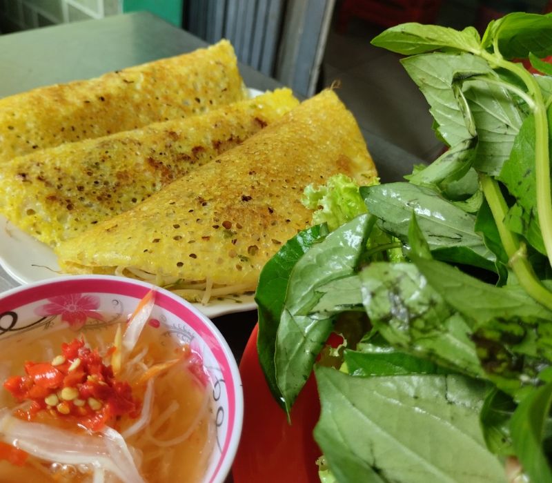 9 addresses of super delicious Tan Binh pancakes have a reasonable price 10