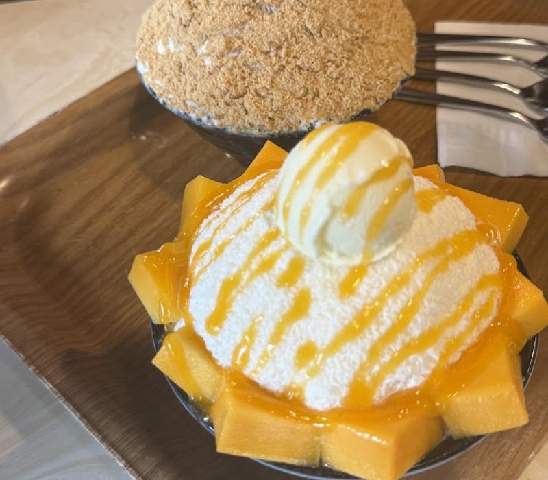 Top 10 Bingsu shops in District 1 are cool chill, Korean standard view 2