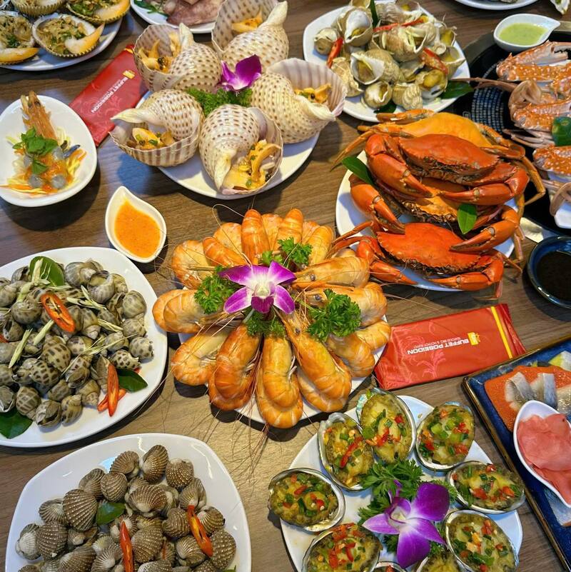 Enjoy Buffet Poseidon HCMC with menu more than 200 items 5