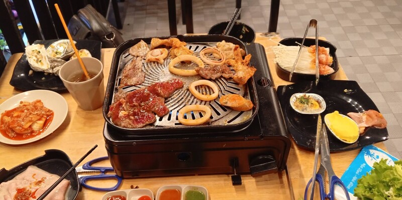 Tracing the top 8 buffet District 2 delicious 'forget about' 5