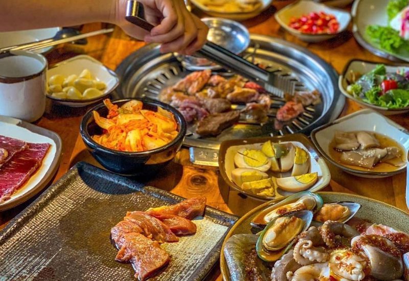 Top 10 famous Hanoi grilled hotpot shops have a delicious taste that is hard to resist 7