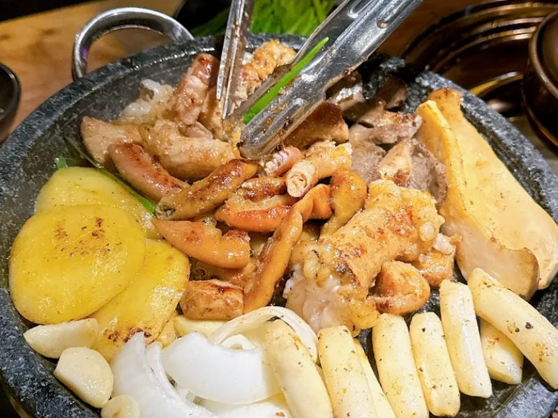 What is Gopchang? Top 7 famous grilled beef shops in Ho Chi Minh City 4