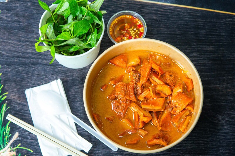 Enjoy Saigon and 5 delicious shops to forget about '2