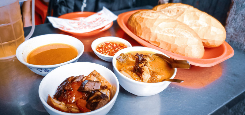 Enjoy Saigon and 5 delicious shops 'Forget about' 4