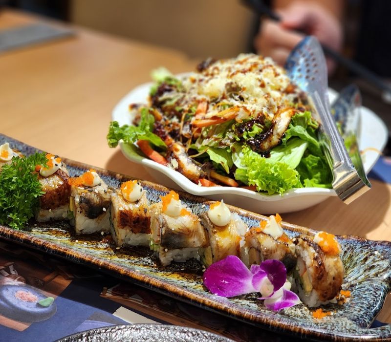 Check-in right in the top 8 delicious sushi shops in District 10 forgot the way about 10
