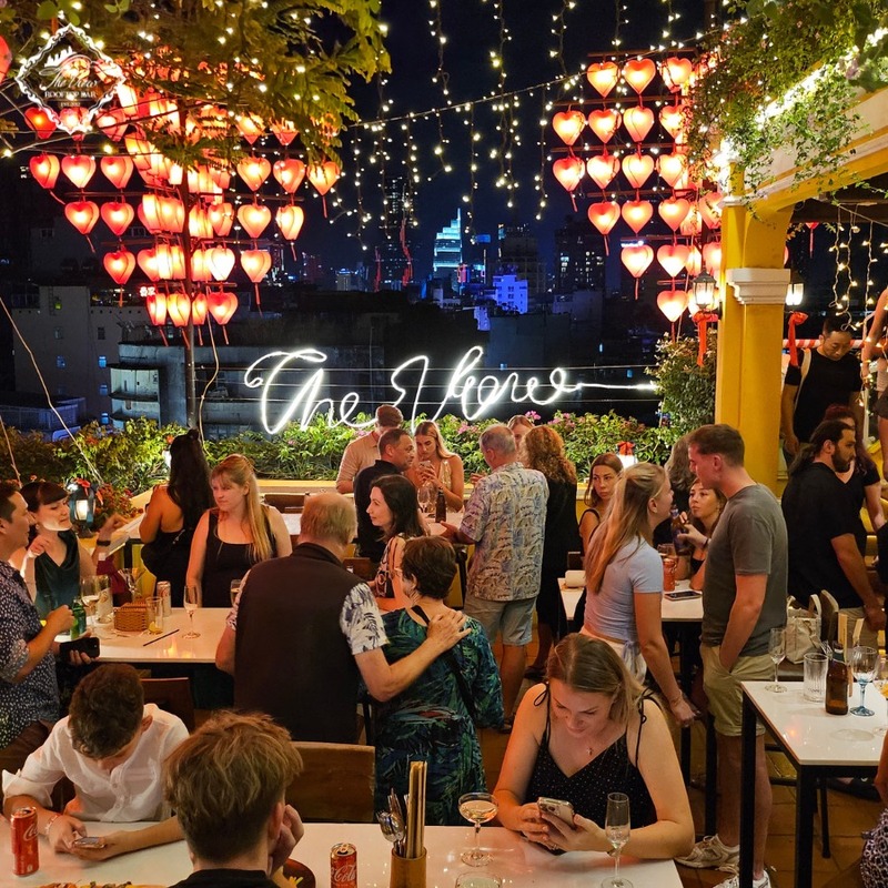 The View Rooftop Bar, Hoi An space in the heart of Saigon magnificent 2