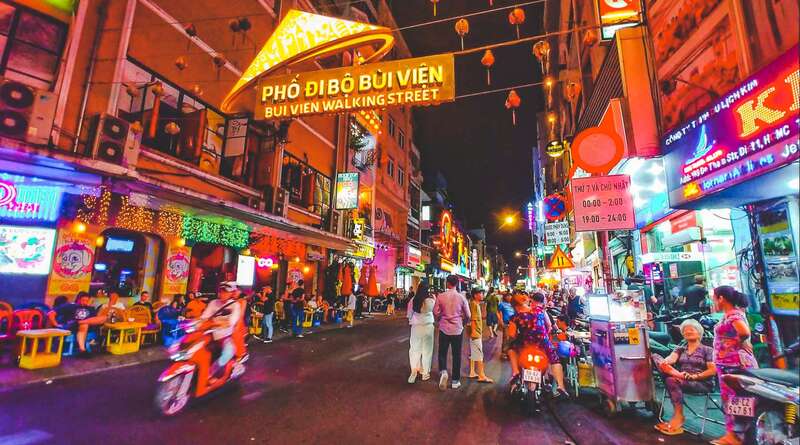 The View Rooftop Bar, Hoi An space in the heart of Saigon magnificent 3